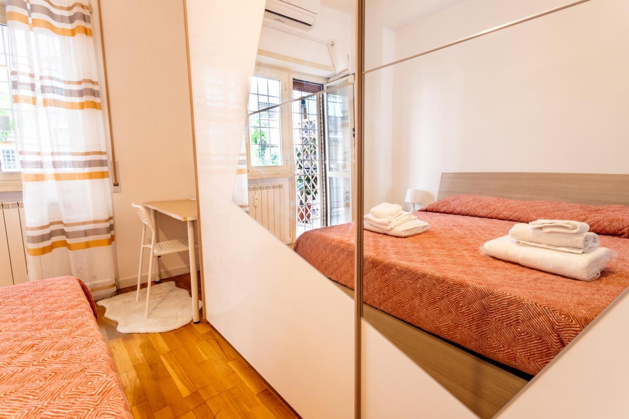 "Marconi Apt With Terrace" 30 Min From Colosseo Εξωτερικό φωτογραφία